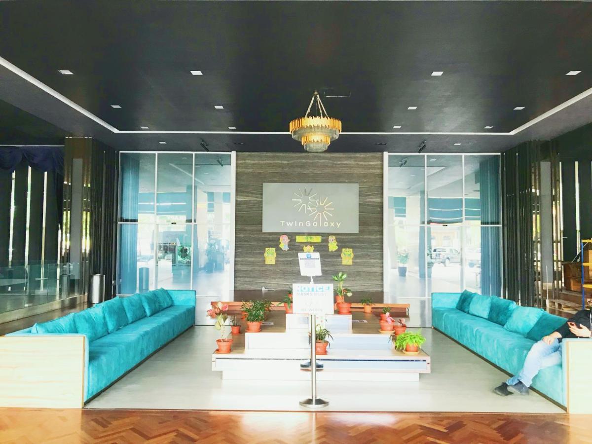 Twin Galaxy By Greatday Apartment Johor Bahru Bagian luar foto