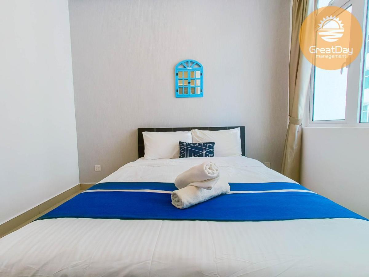 Twin Galaxy By Greatday Apartment Johor Bahru Bagian luar foto